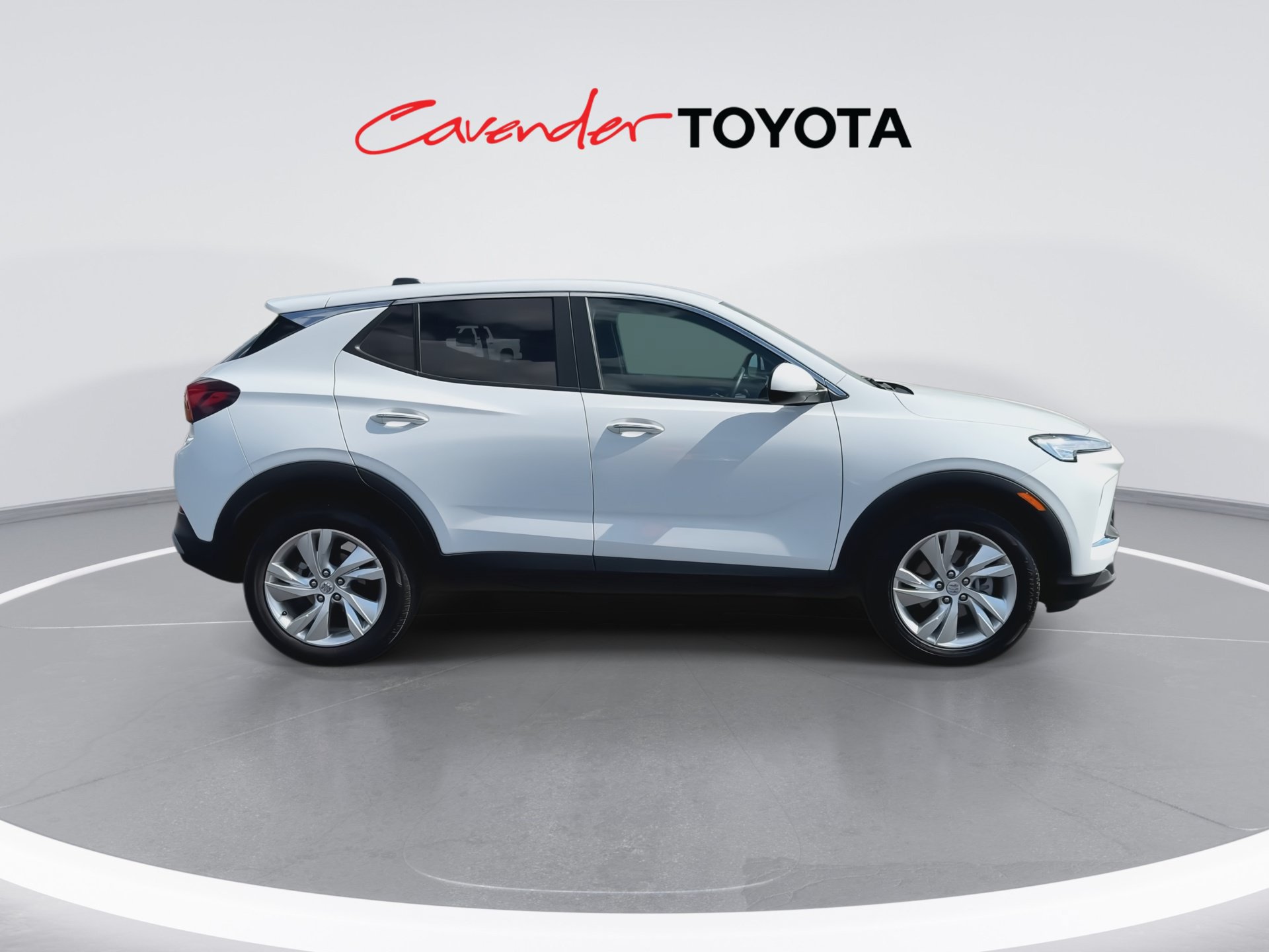 Used 2025 Buick Encore GX Preferred FWD image 9