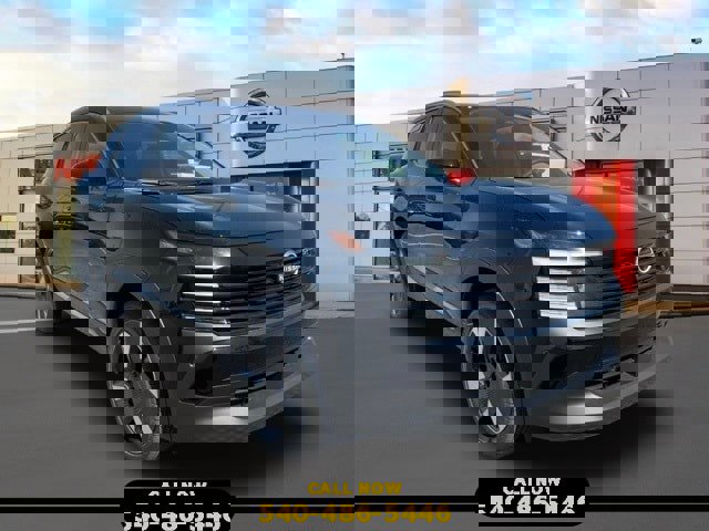 New 2025 Nissan Kicks SR