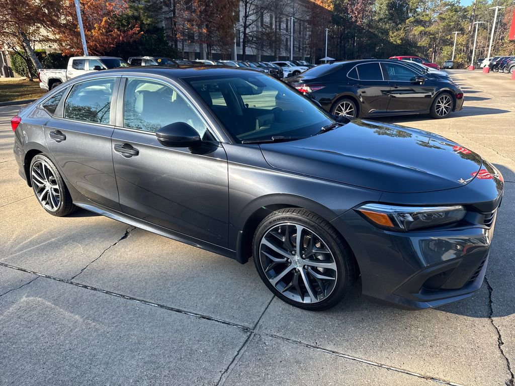 Used 2024 Honda Civic Touring image 9