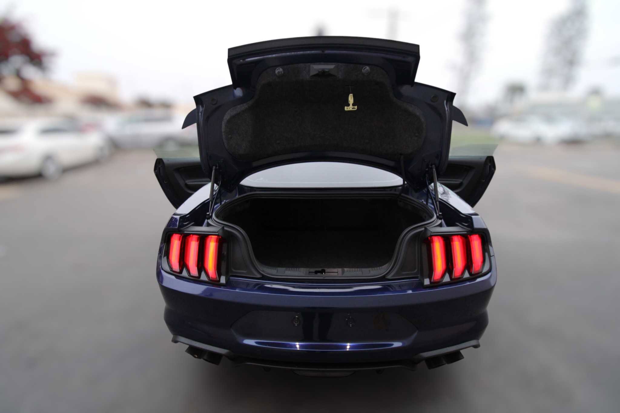 Used 2019 Ford Mustang GT RWD image 16