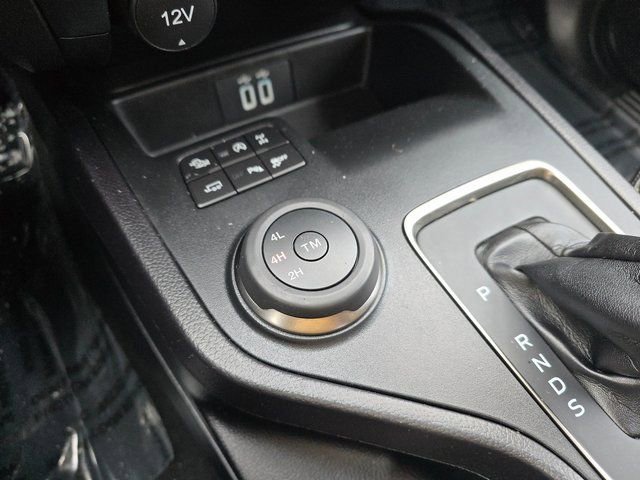 Used 2023 Ford Ranger Lariat w/ Tremor Off-Road Package image 18