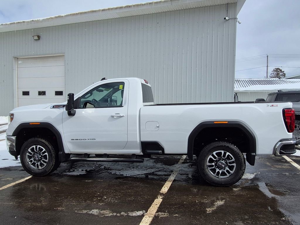 Used 2022 GMC Sierra 3500 SLE w/ SLE Convenience Package image 8