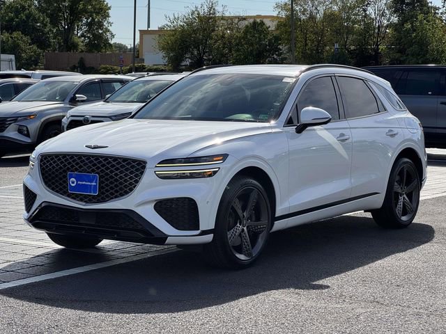 Used 2023 Genesis GV70 2.5T Sport Prestige w/ Sport Prestige Package image 4