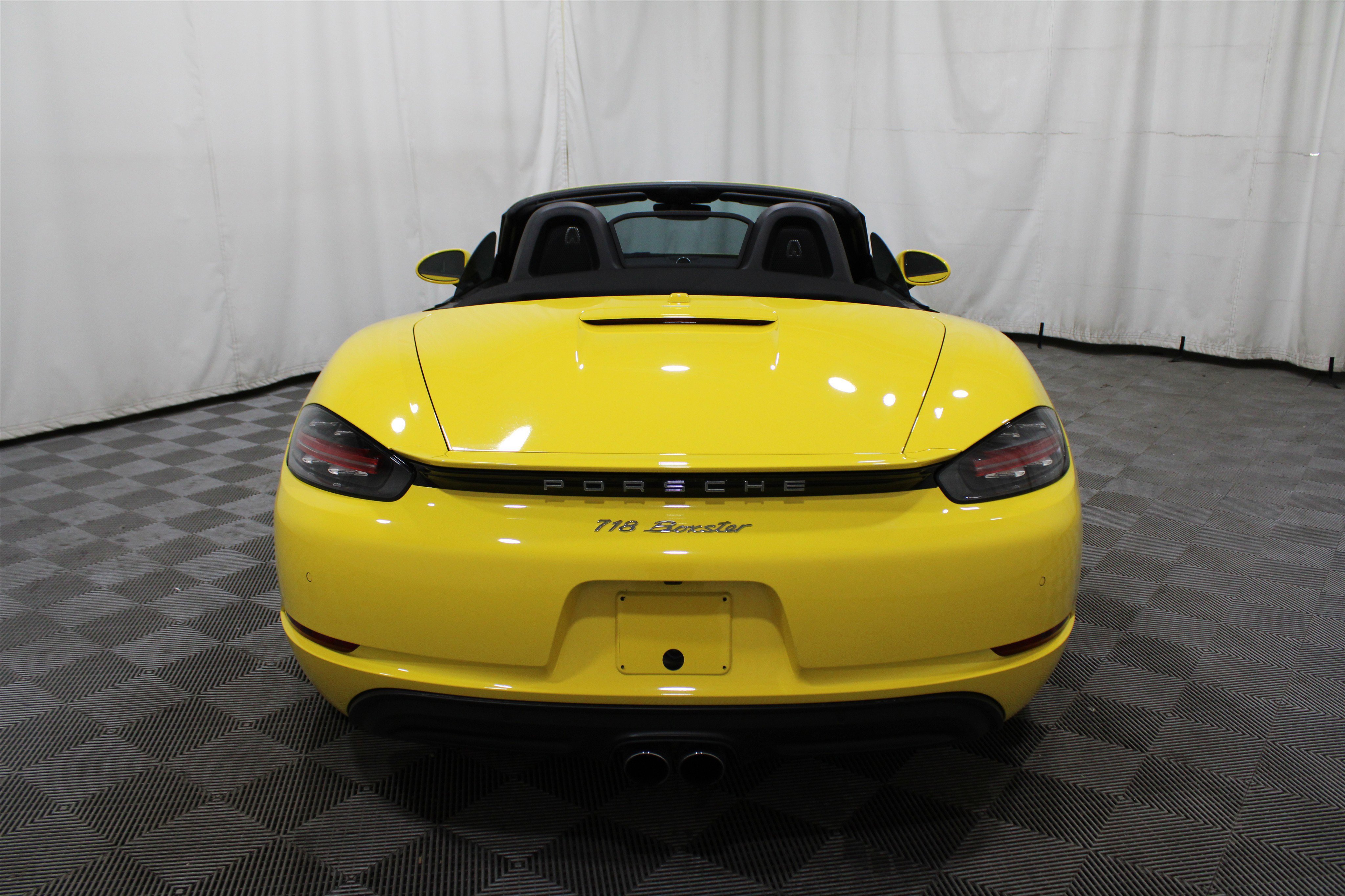 Used 2023 Porsche 718 Boxster w/ Sport Chrono Package image 41