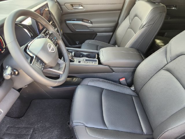 New 2026 Nissan Pathfinder SL FWD image 12
