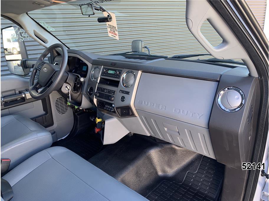 Used 2022 Ford F750 2WD Regular Cab Super Duty image 26