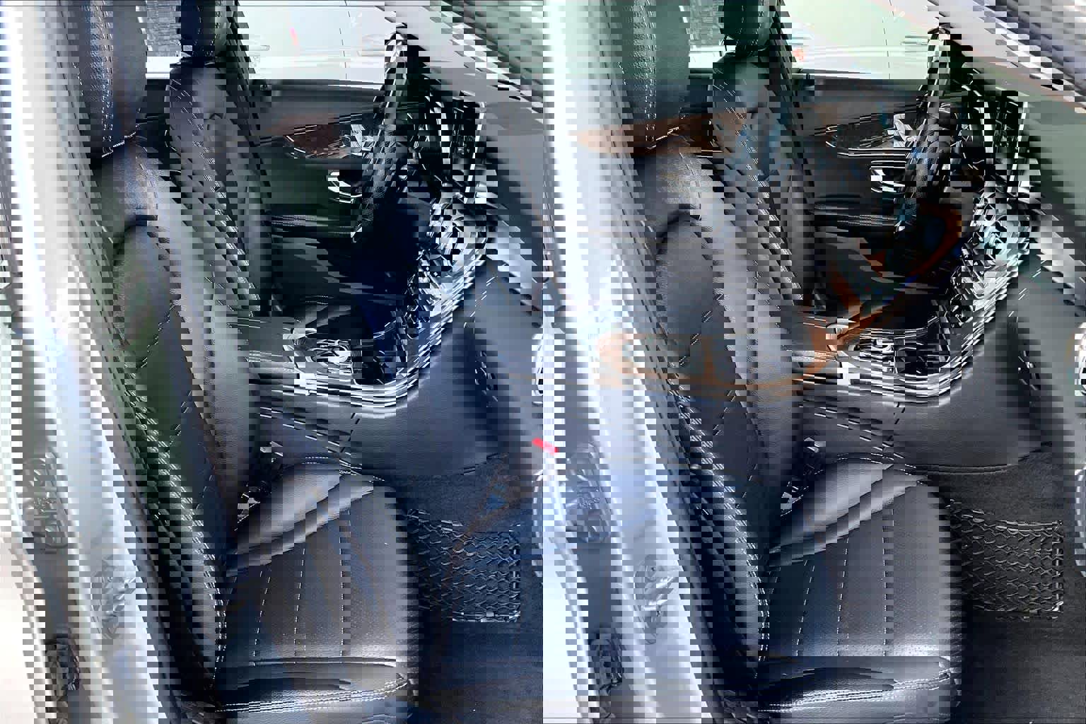 Certified 2017 Mercedes-Benz C 300 Sedan image 8