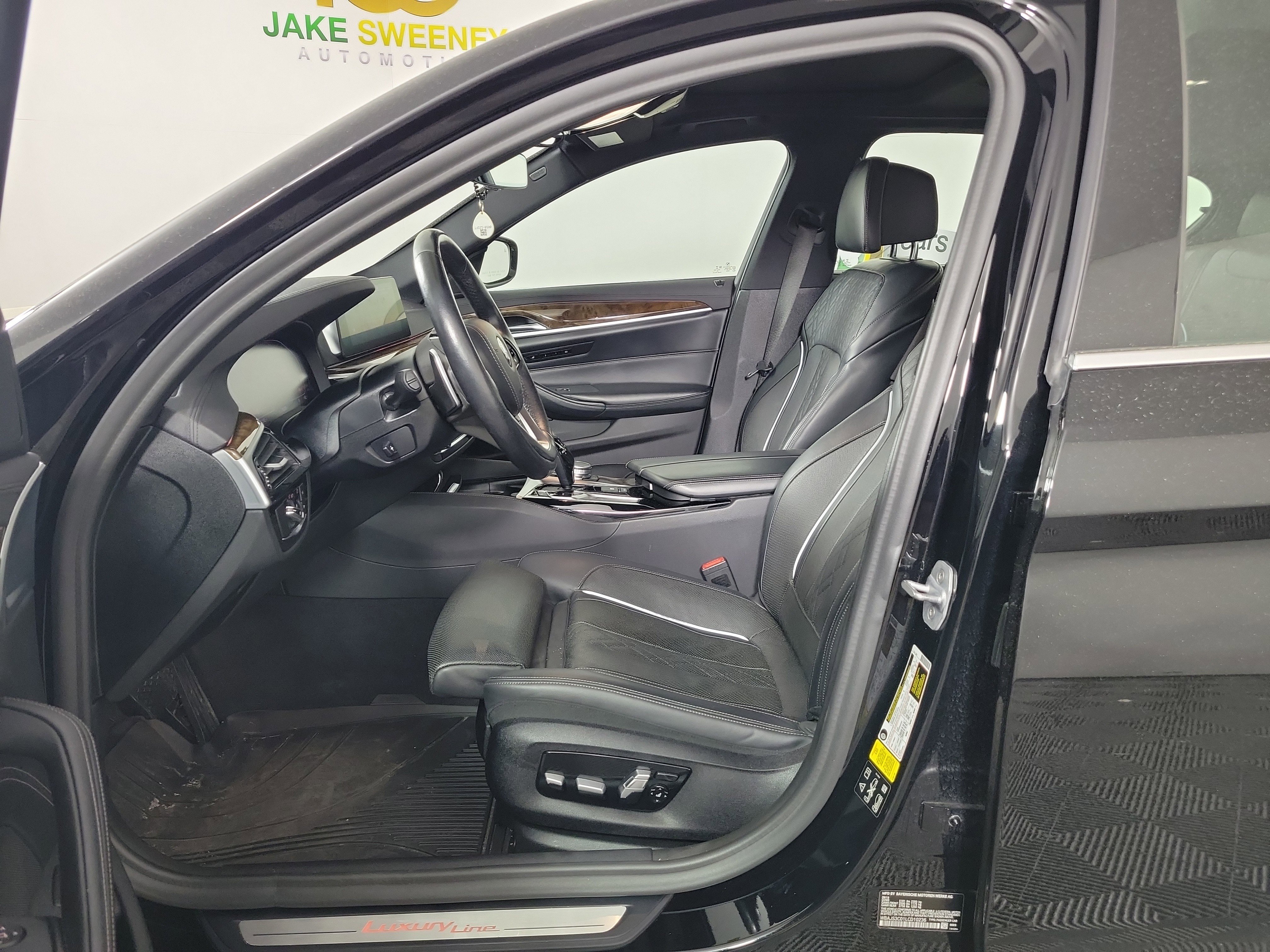 Used 2020 BMW 540i xDrive w/ Executive Package AWD/4WD image 5