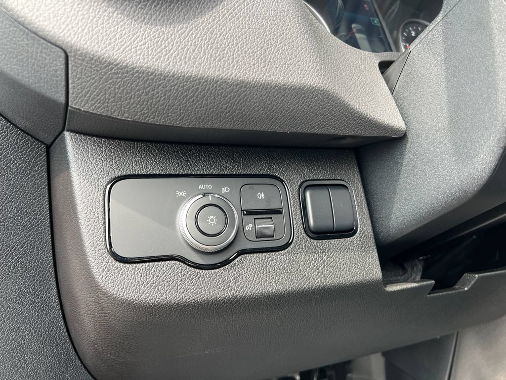 New 2026 Mercedes-Benz Sprinter 2500 image 13