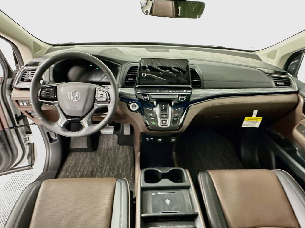 New 2027 Honda Odyssey Elite image 3