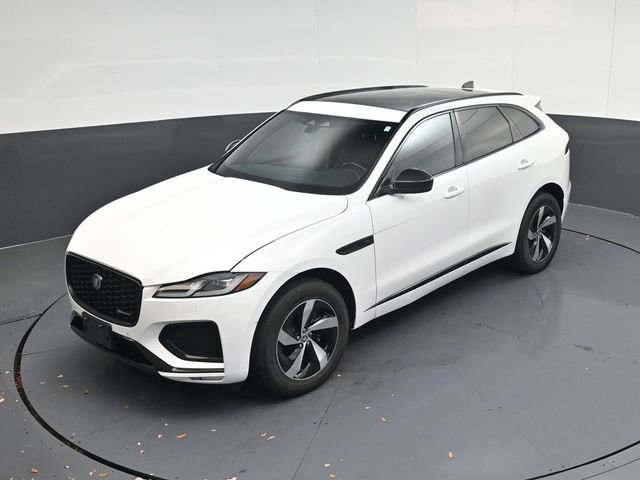 Used 2025 Jaguar F-PACE R-Dynamic S image 48