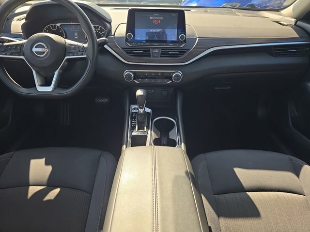 Certified 2024 Nissan Altima 2.5 SV FWD image 14