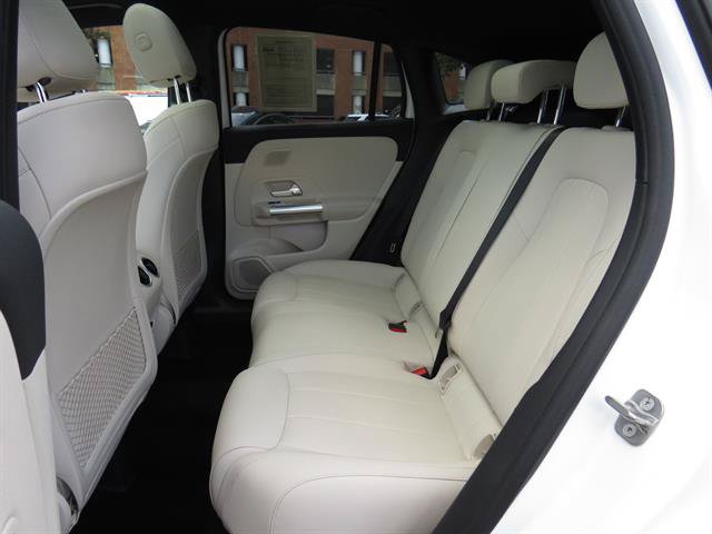 Used 2026 Mercedes-Benz GLA 250 4MATIC image 21