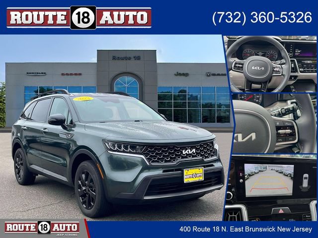 Used 2023 Kia Sorento S w/ Panoramic Sunroof Package