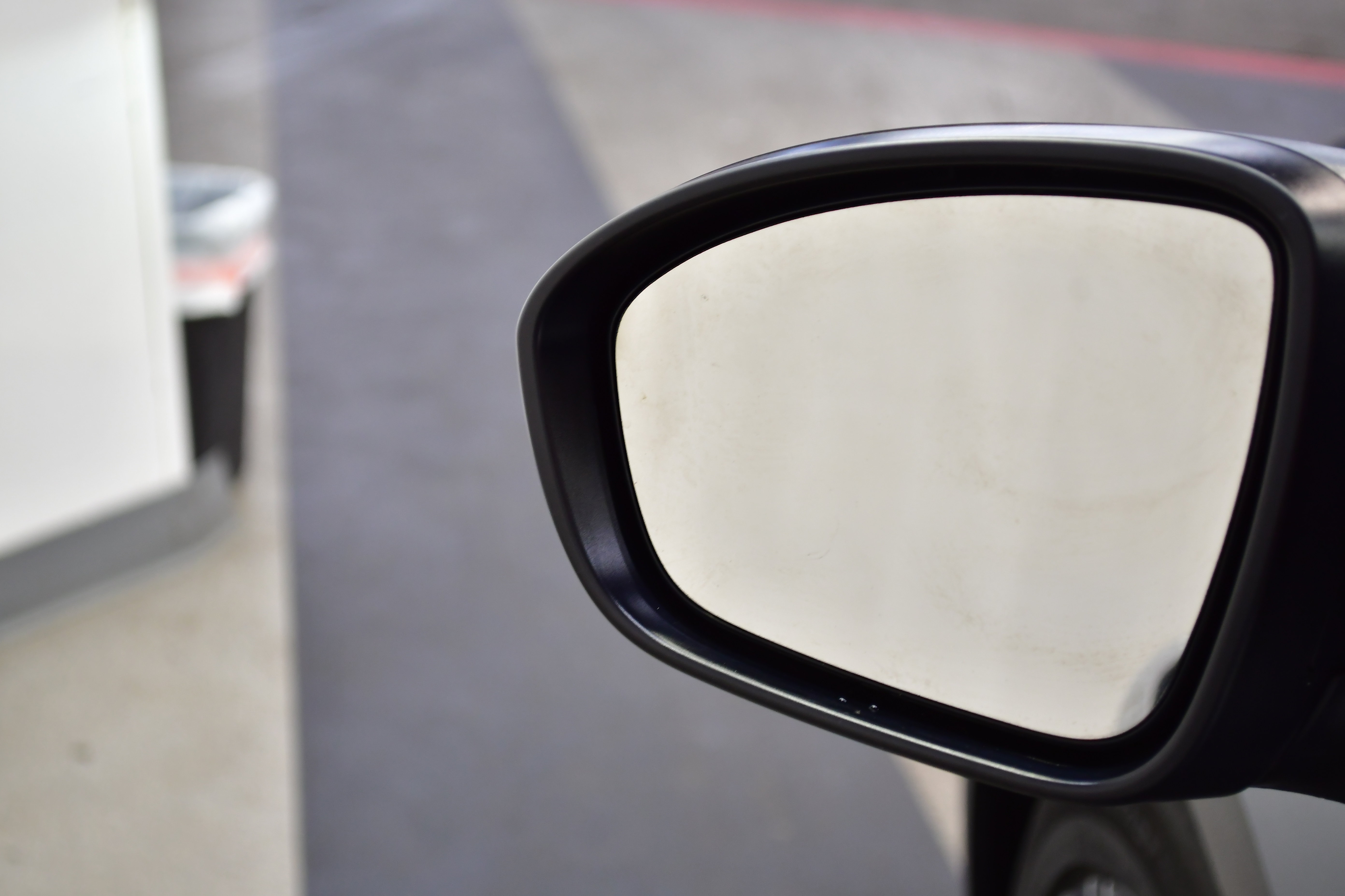 Used 2025 Nissan Altima 2.5 SV image 14