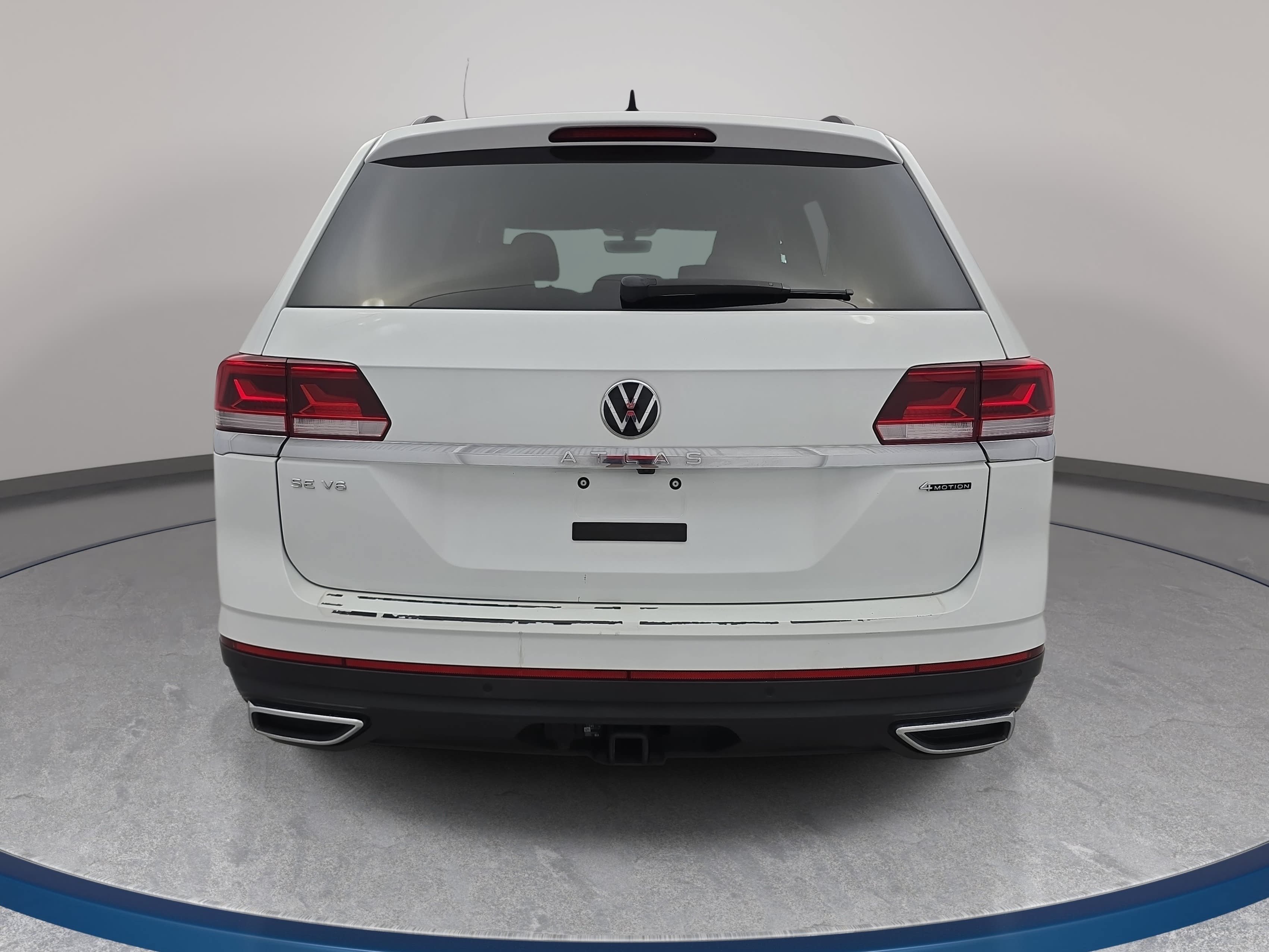 Certified 2023 Volkswagen Atlas SE w/ Black Wheel Package AWD/4WD image 6
