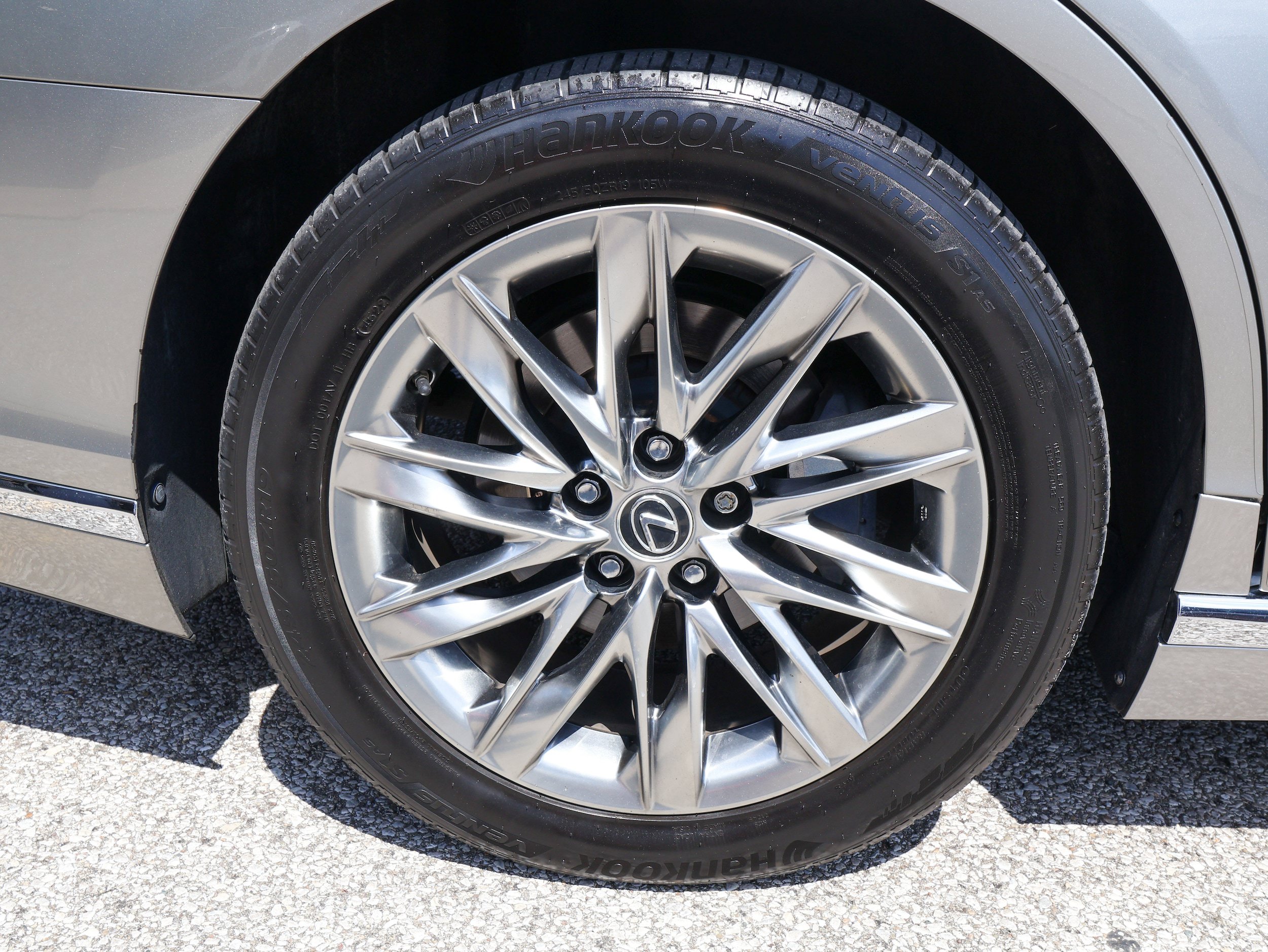Used 2018 Lexus LS 500 AWD w/ Interior Upgrade Package image 35