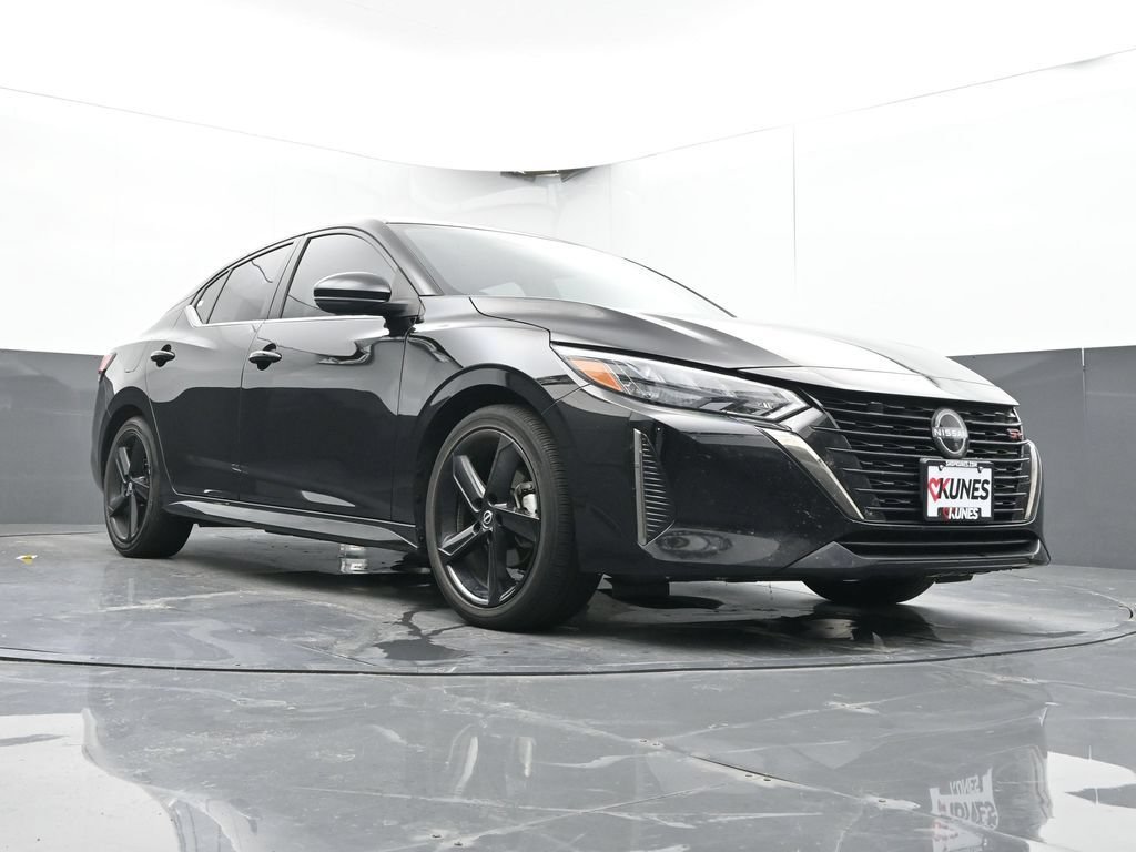 Used 2024 Nissan Sentra SR FWD image 23