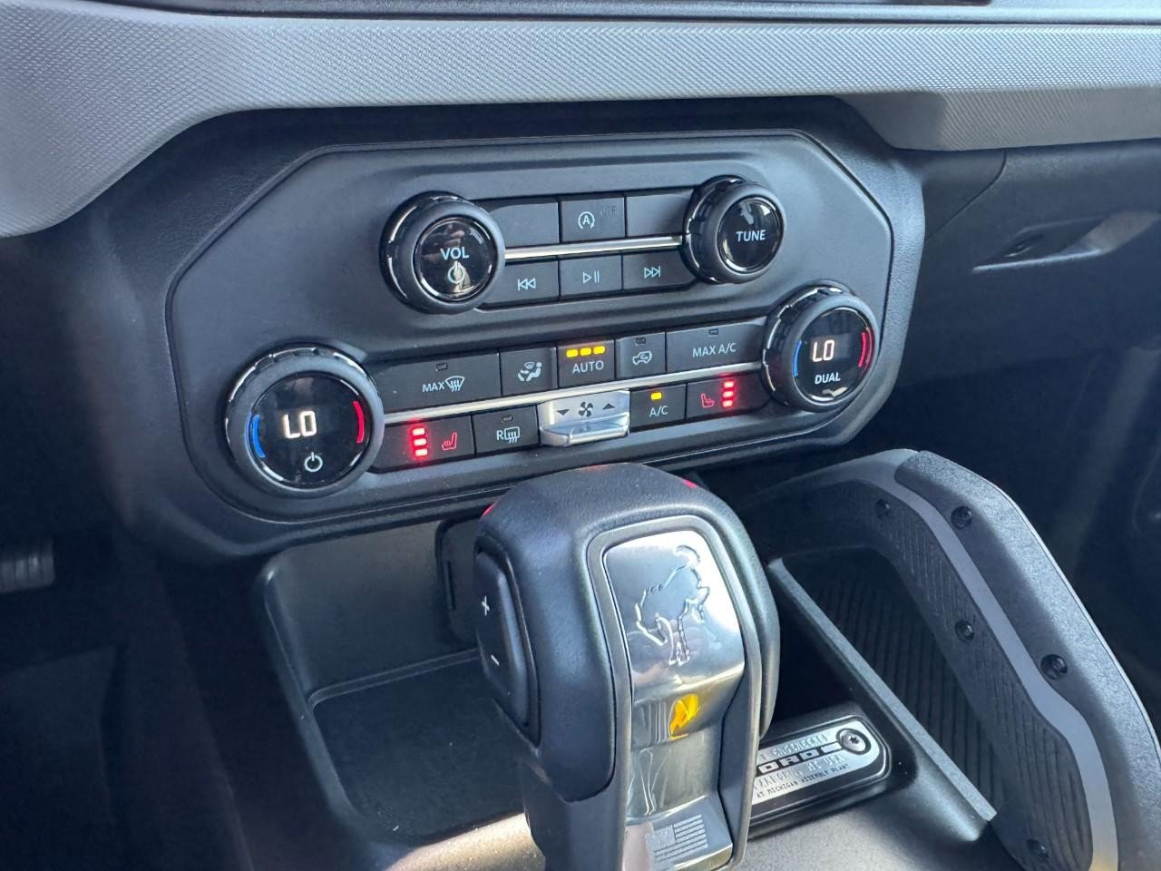 Certified 2023 Ford Bronco Big Bend w/ Sasquatch Package image 18