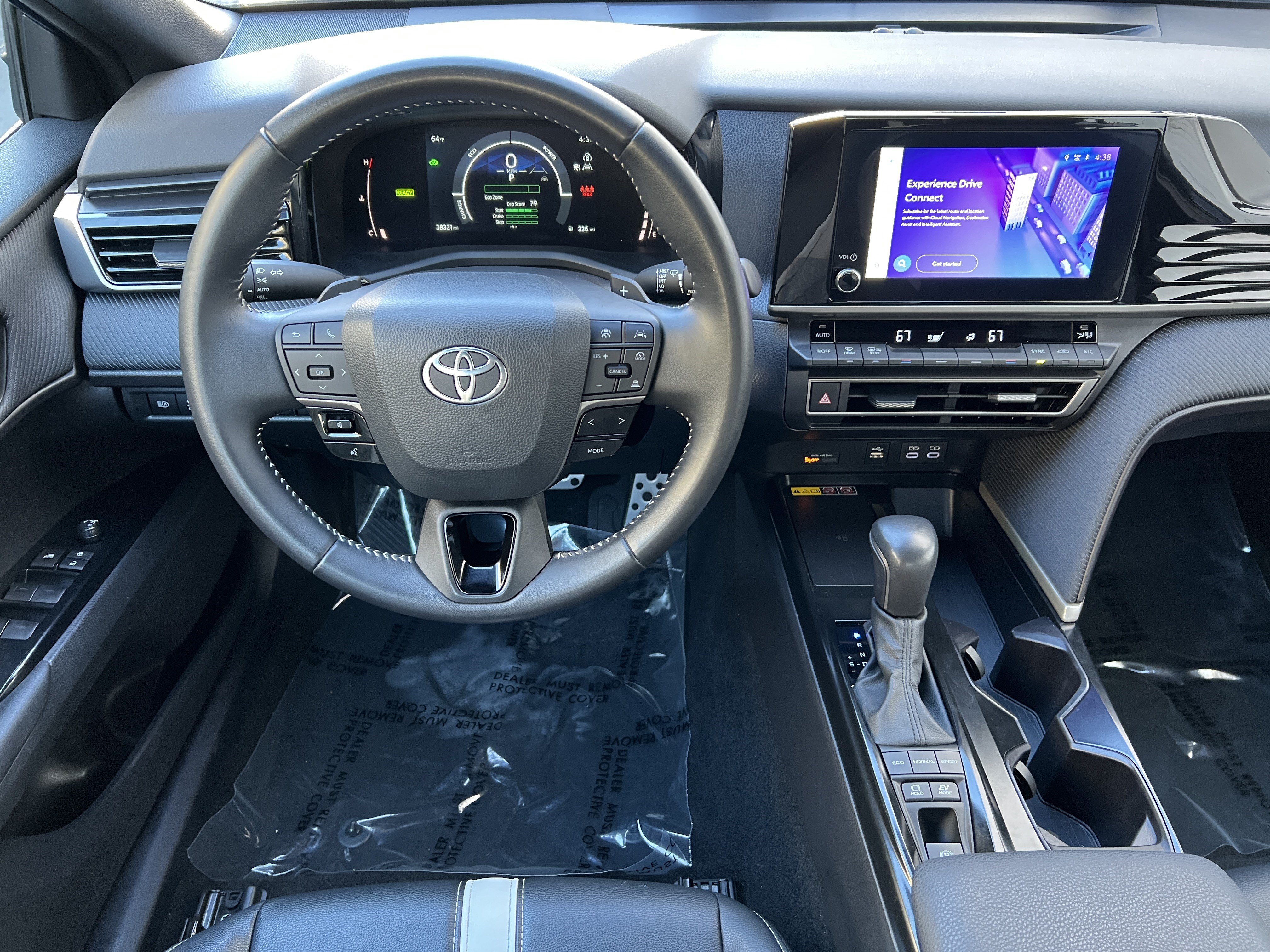 Used 2025 Toyota Camry SE FWD image 31