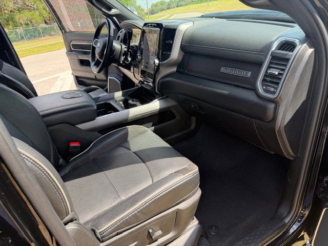 Used 2024 RAM 3500 Laramie w/ Night Edition image 15