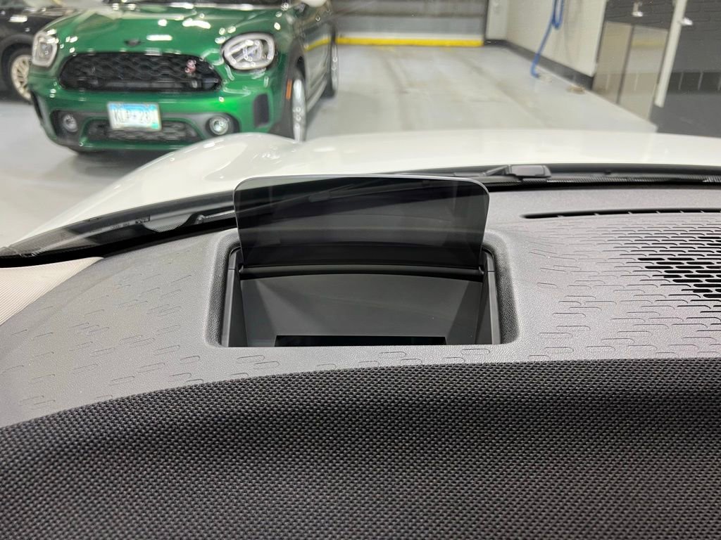 Certified 2025 MINI Cooper 2-Door Hardtop image 16