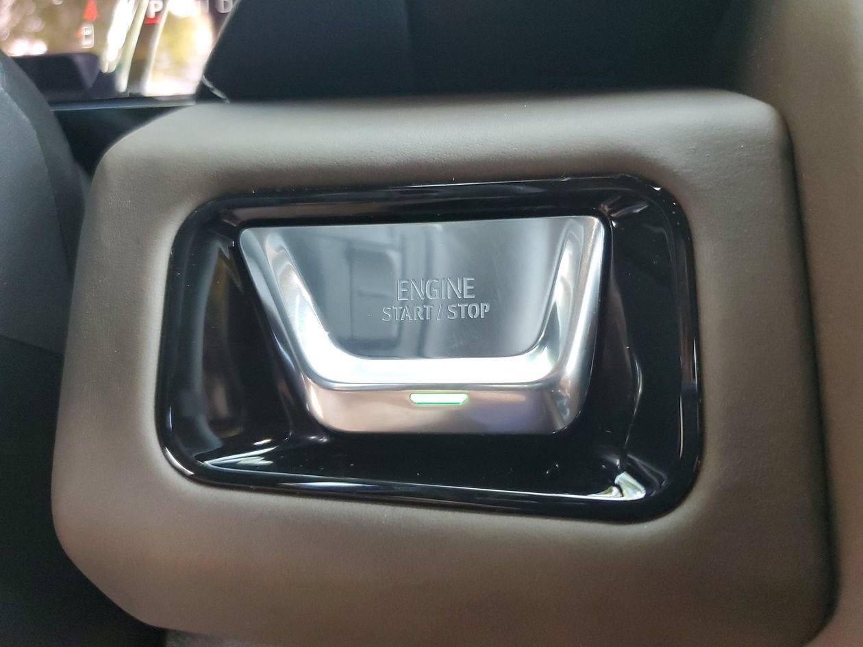 New 2026 GMC Yukon XL Denali Ultimate AWD/4WD image 24