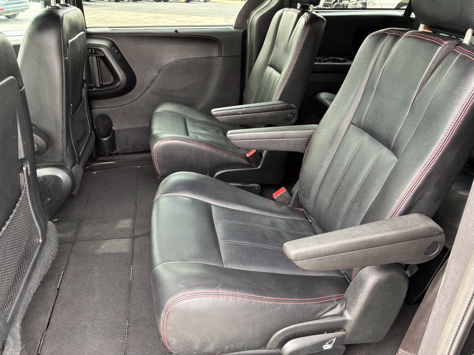 Used 2020 Dodge Grand Caravan GT FWD image 16