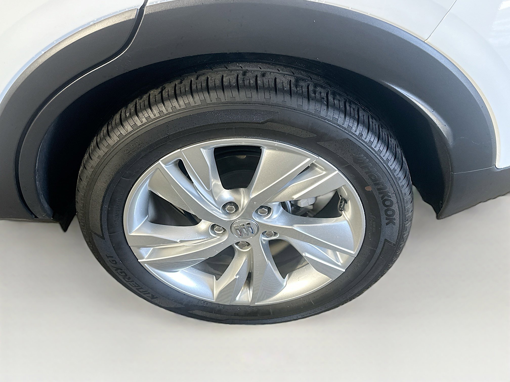 Used 2025 Buick Encore GX Preferred FWD image 11