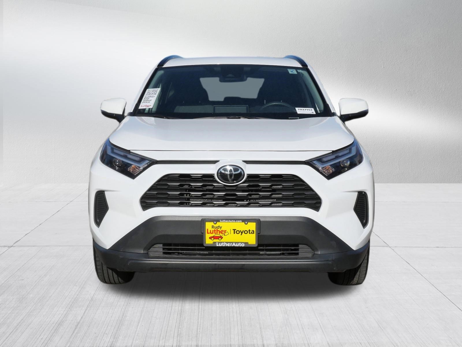 Certified 2025 Toyota RAV4 XLE FWD image 2
