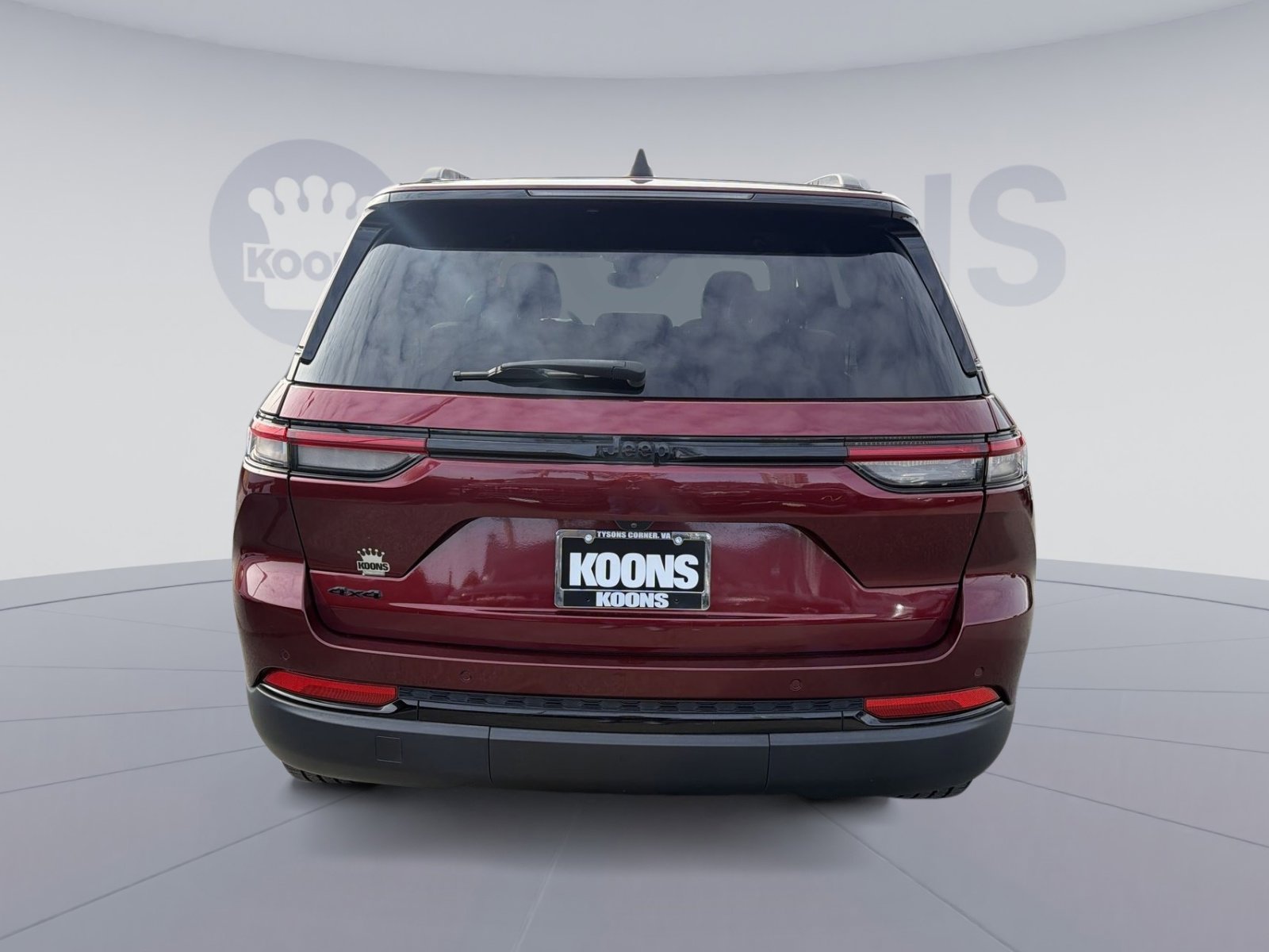 Used 2023 Jeep Grand Cherokee Altitude image 5