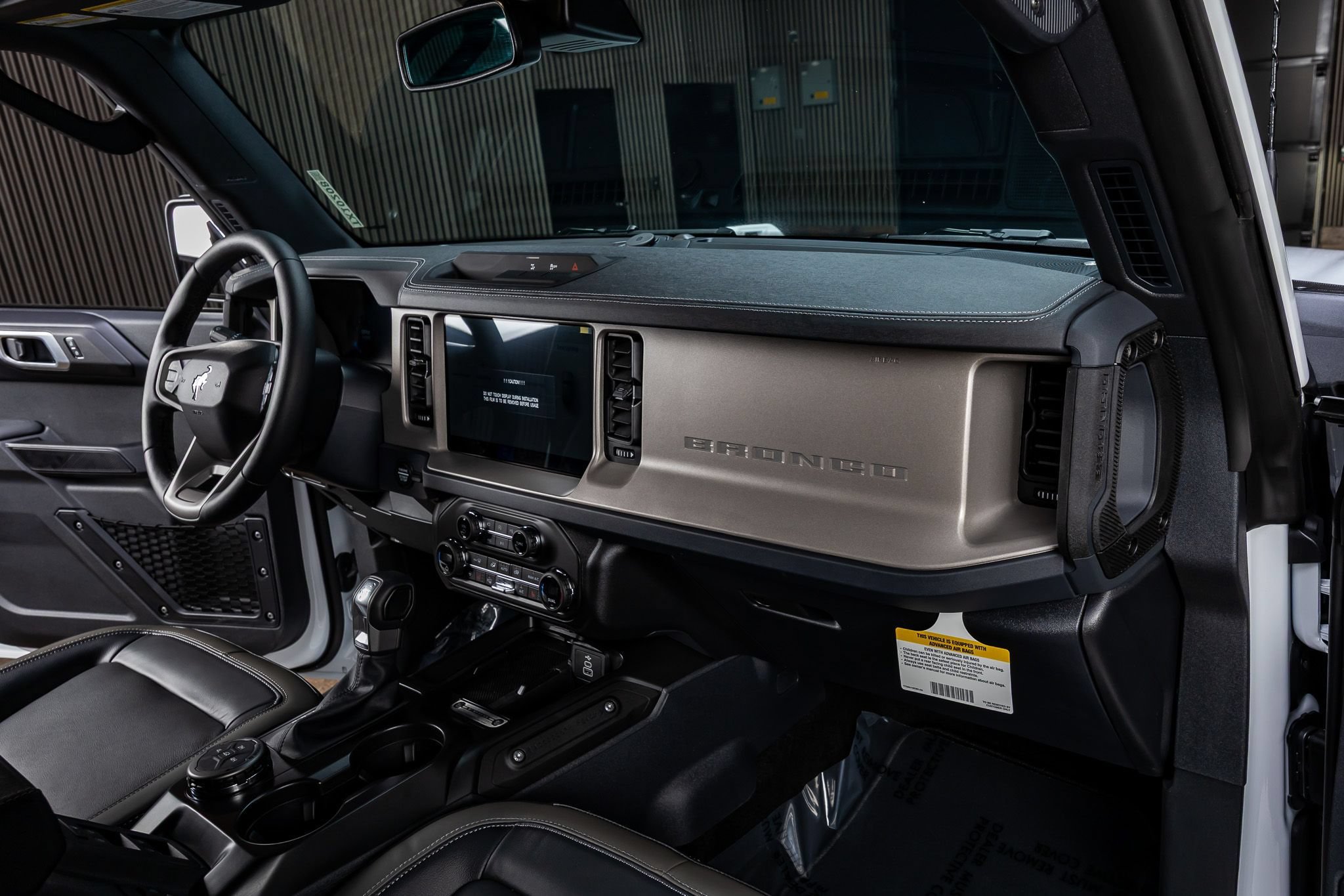 Used 2026 Ford Bronco Outer Banks AWD/4WD image 16