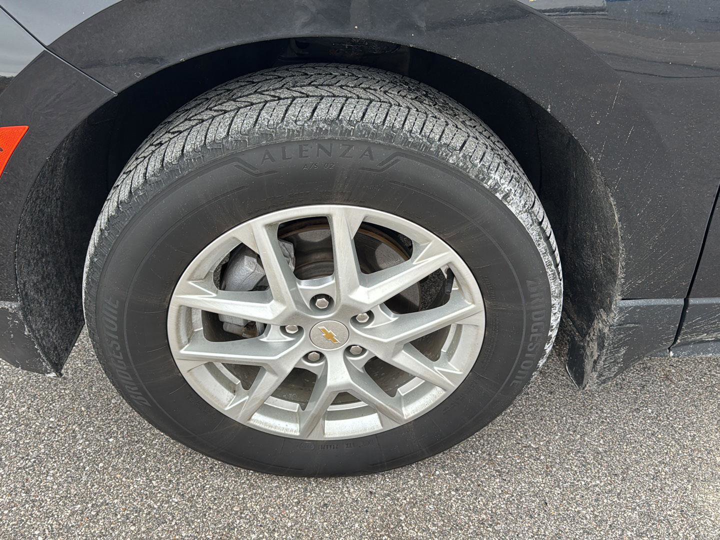 Used 2022 Chevrolet Equinox LT image 11