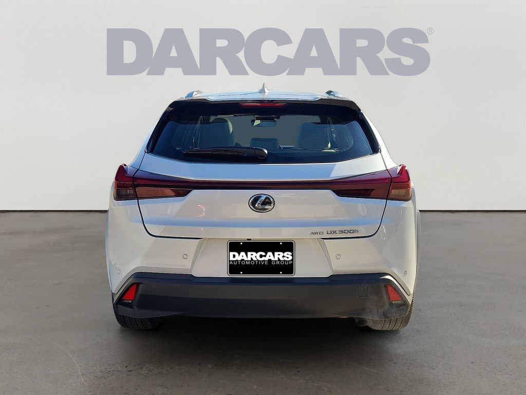 Used 2025 Lexus UX 300h AWD image 5