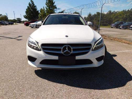 Used 2019 Mercedes-Benz C 300 Sedan image 3