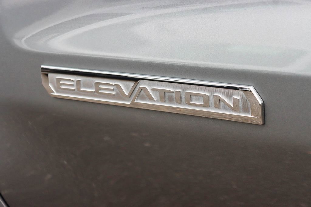 Used 2025 GMC Sierra 1500 Elevation image 12