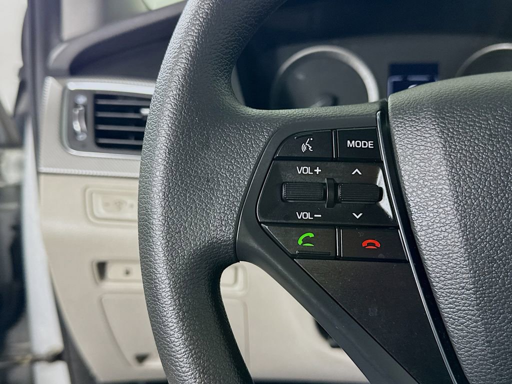 Used 2016 Hyundai Sonata SE image 19