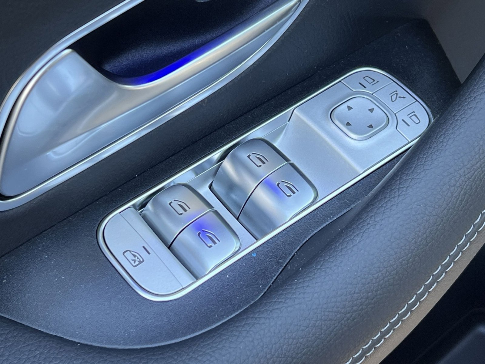 New 2026 Mercedes-Benz GLS 450 4MATIC image 13