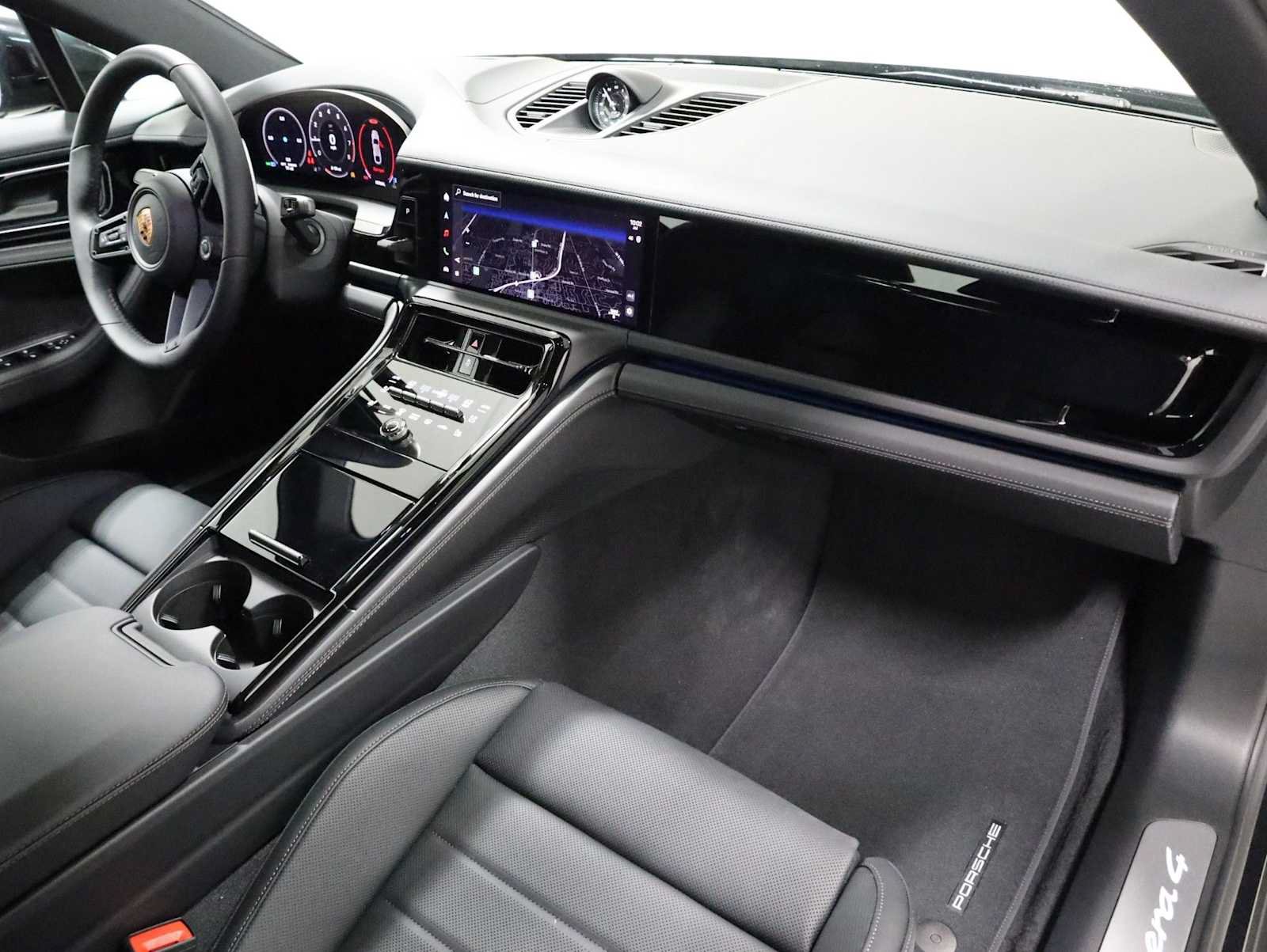 New 2026 Porsche Panamera 4 AWD/4WD image 6