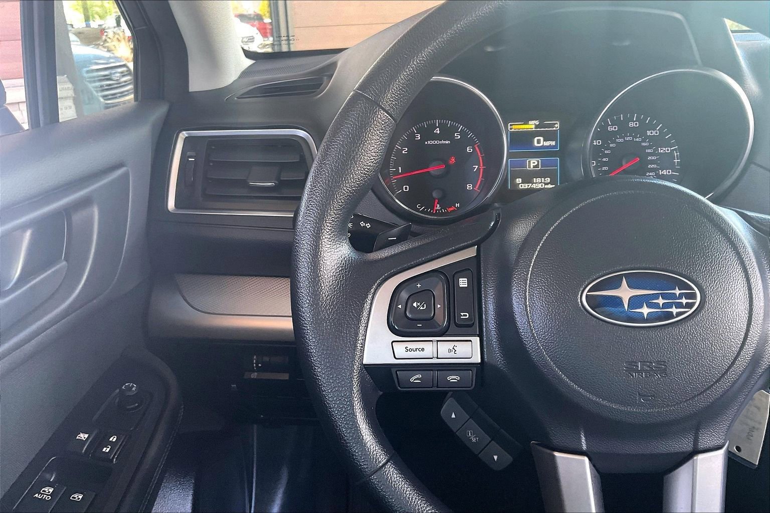 Used 2017 Subaru Outback 2.5i AWD/4WD image 10
