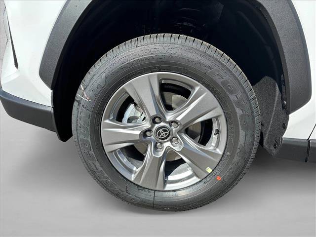 Used 2025 Toyota RAV4 XLE w/ Convenience Package image 16