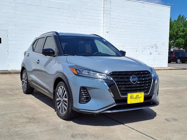 Used 2021 Nissan Kicks SR w/ SR Premium Package image 17