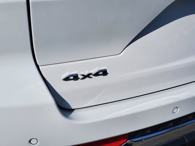 Used 2023 Jeep Grand Cherokee Laredo image 29