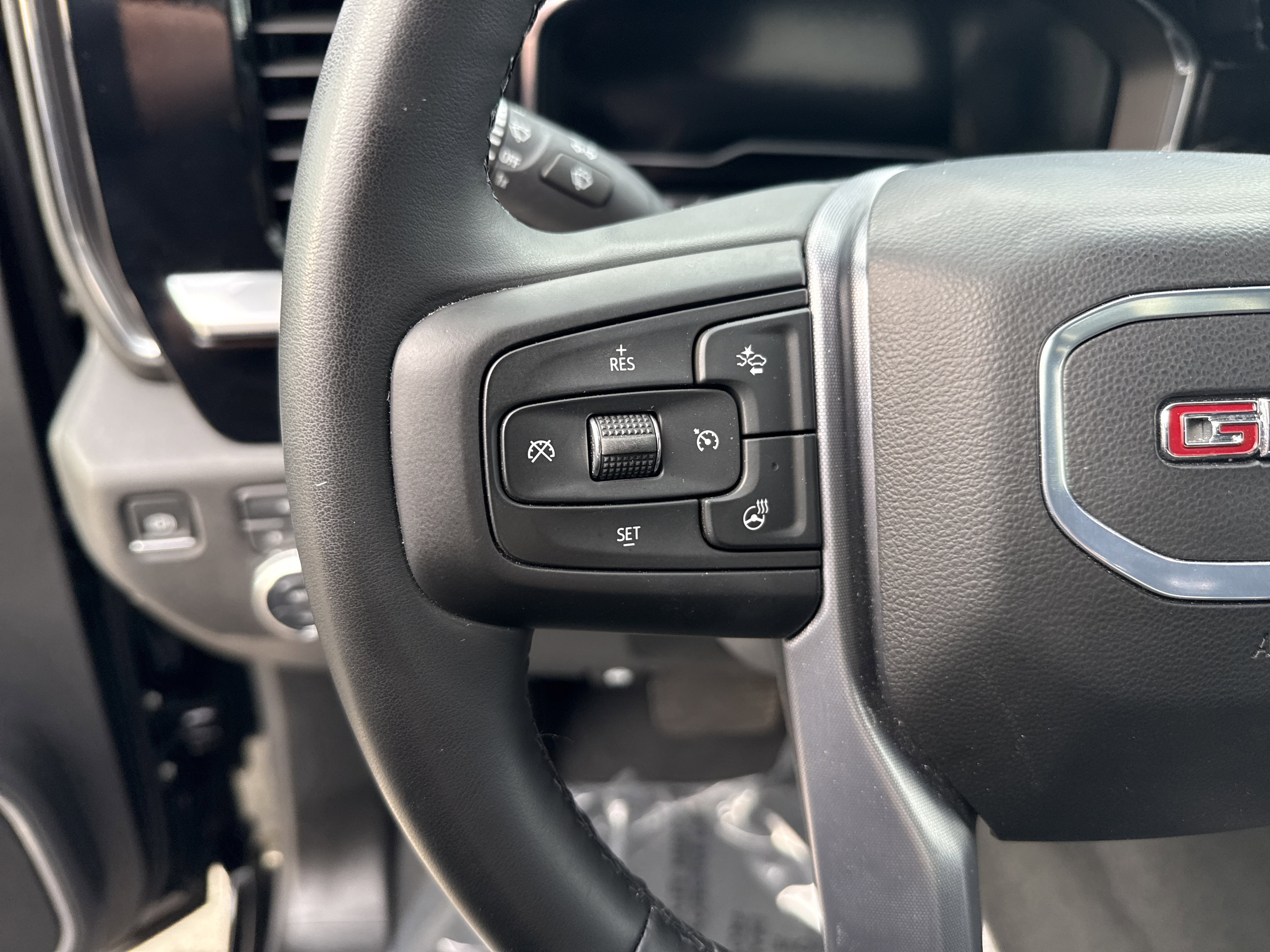 Certified 2025 GMC Sierra 1500 Elevation image 19