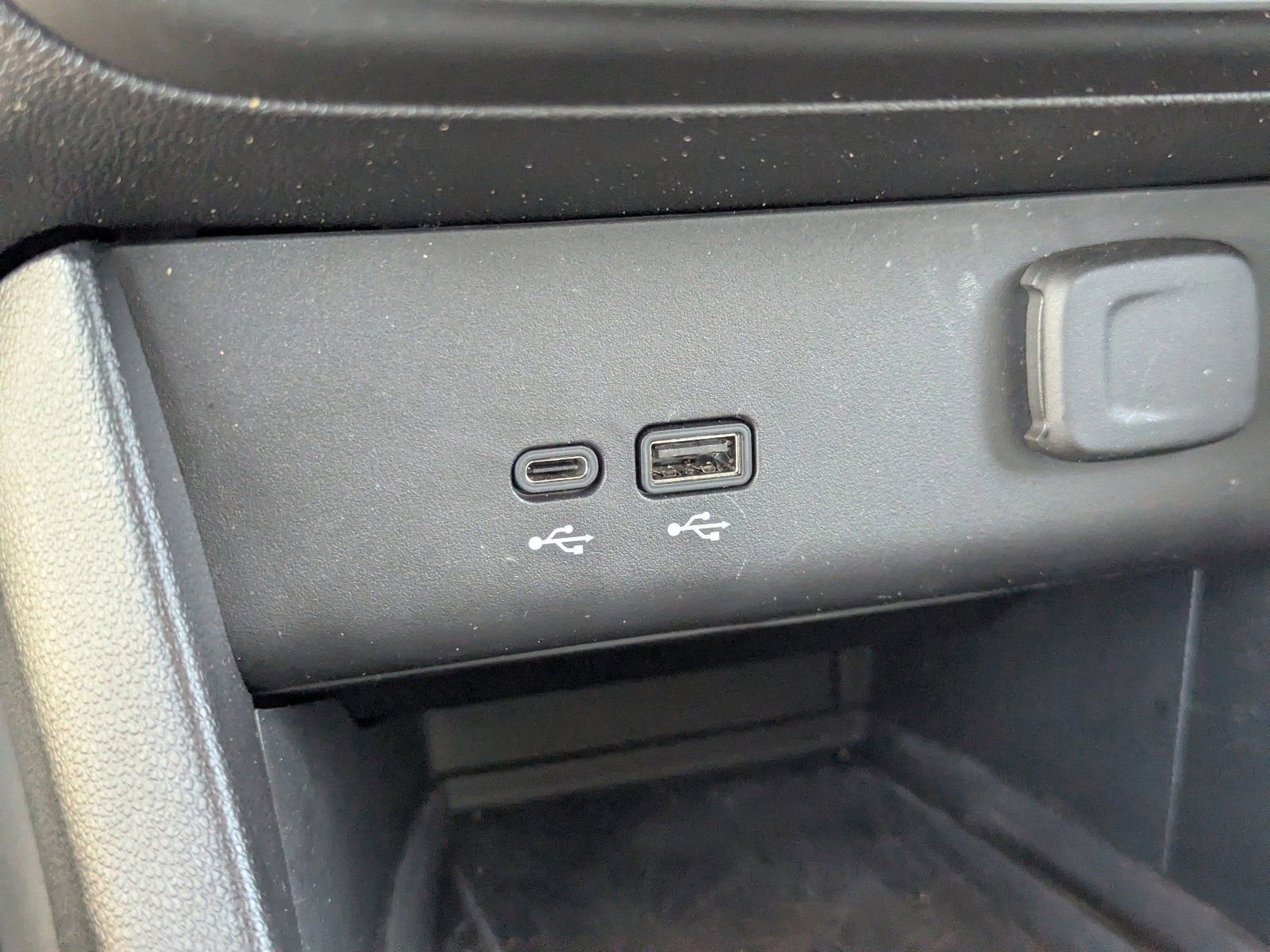 Used 2024 Buick Encore GX Preferred w/ Advanced Technology Package image 30