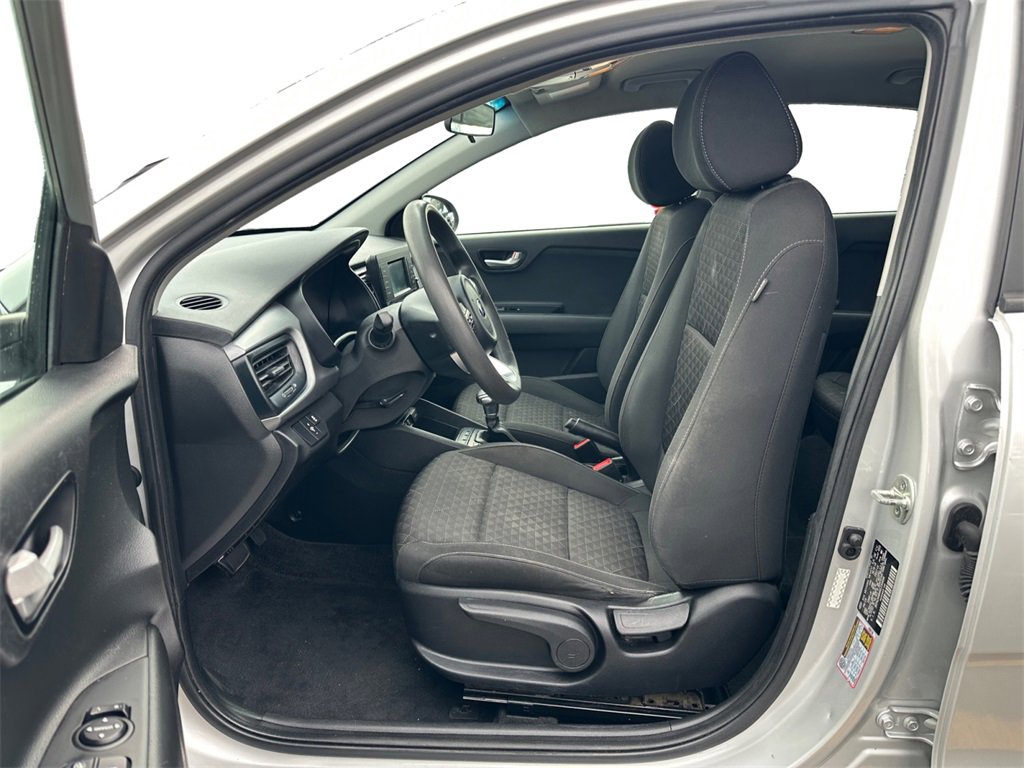 Used 2019 Kia Rio LX image 10