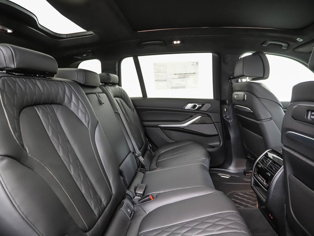 New 2026 BMW X7 M60i AWD/4WD image 32