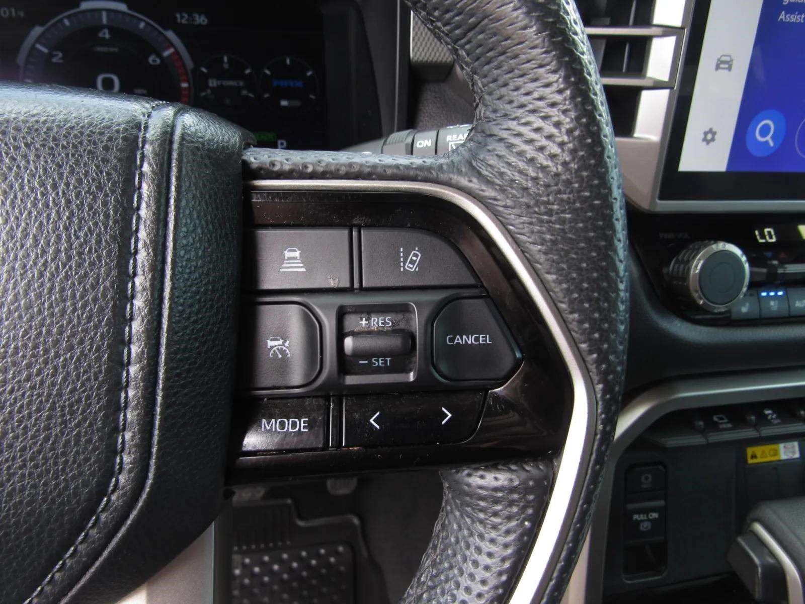 Used 2024 Toyota Sequoia Limited AWD/4WD image 27