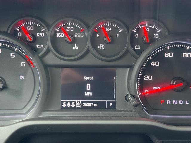 Used 2025 Chevrolet Silverado 1500 Custom Trail Boss w/ Turbomax Blackout Package image 12