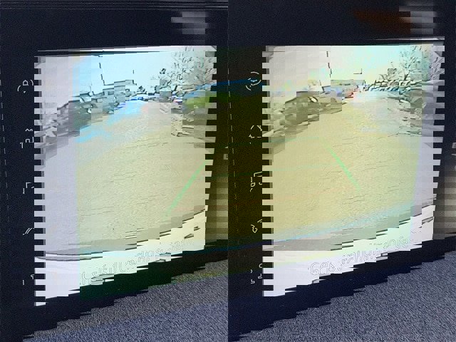 Certified 2025 Nissan Kicks SV w/ Illumination Package image 17